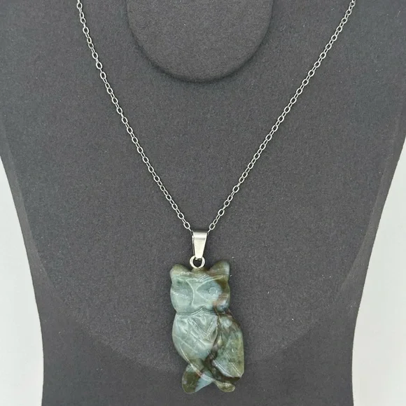 Ocean Jasper Owl Pendant Necklace on Silver Copper Chain - Picture 5 of 14